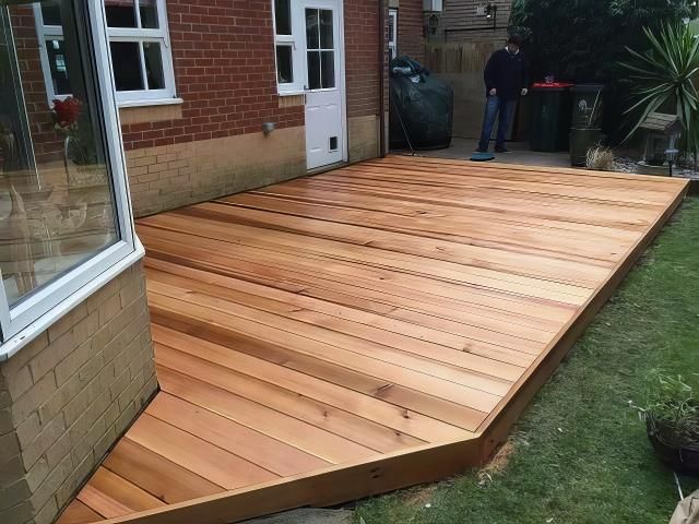 fencing-decking-installation-4-kireth-ai
