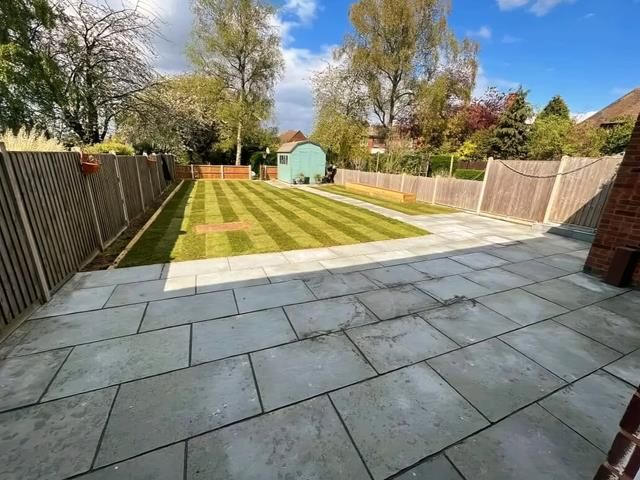 patio-installation-3-kireth-ai
