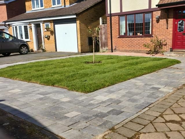 patio-installation-2-kireth-ai